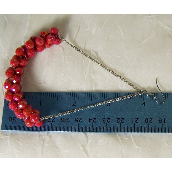 Swinging Long 4" Red Berry Fashion Earrings Vintage Plastic Beads Gold Tinting - Picture 5 of 5